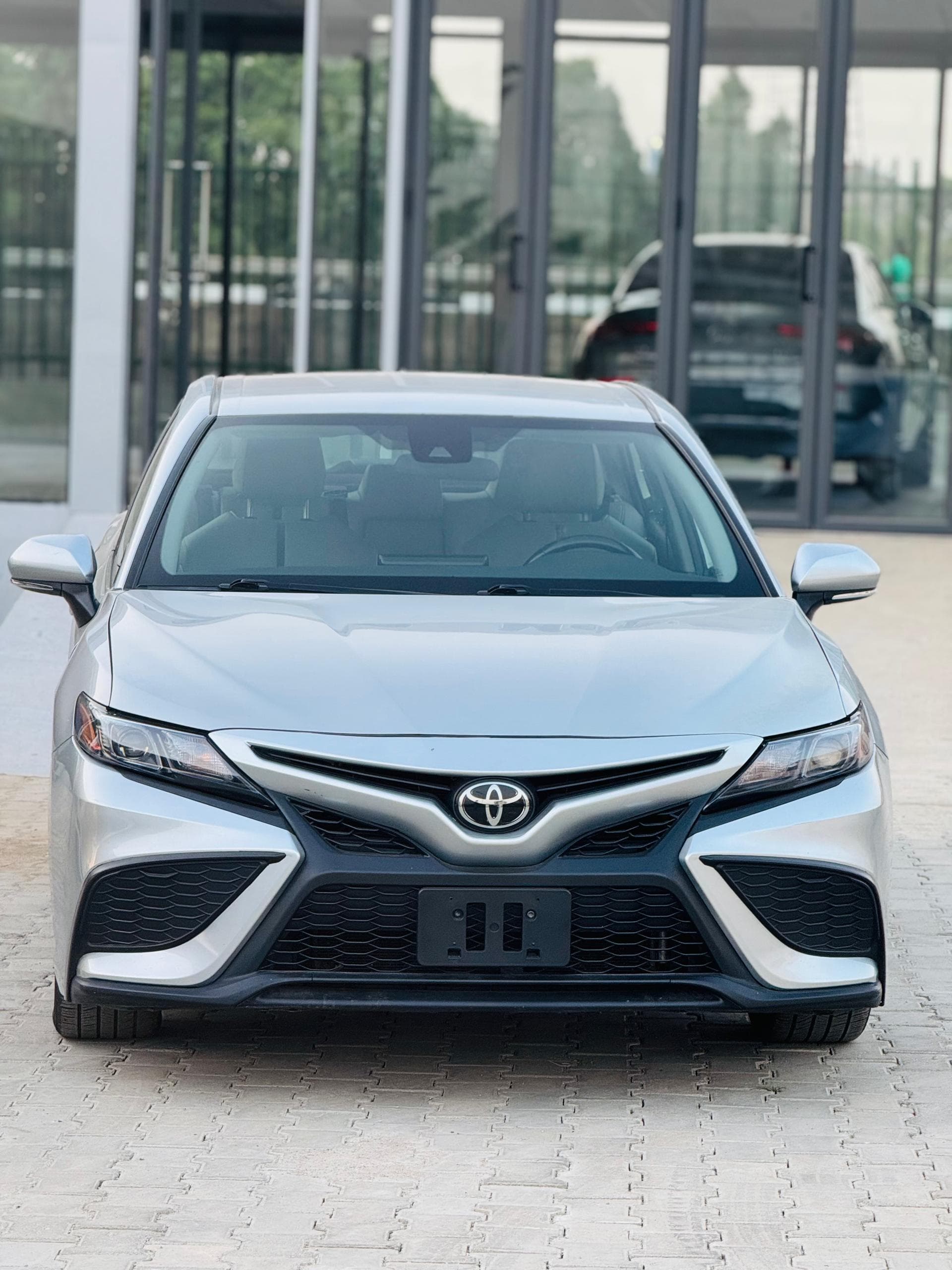 Vehicle Main