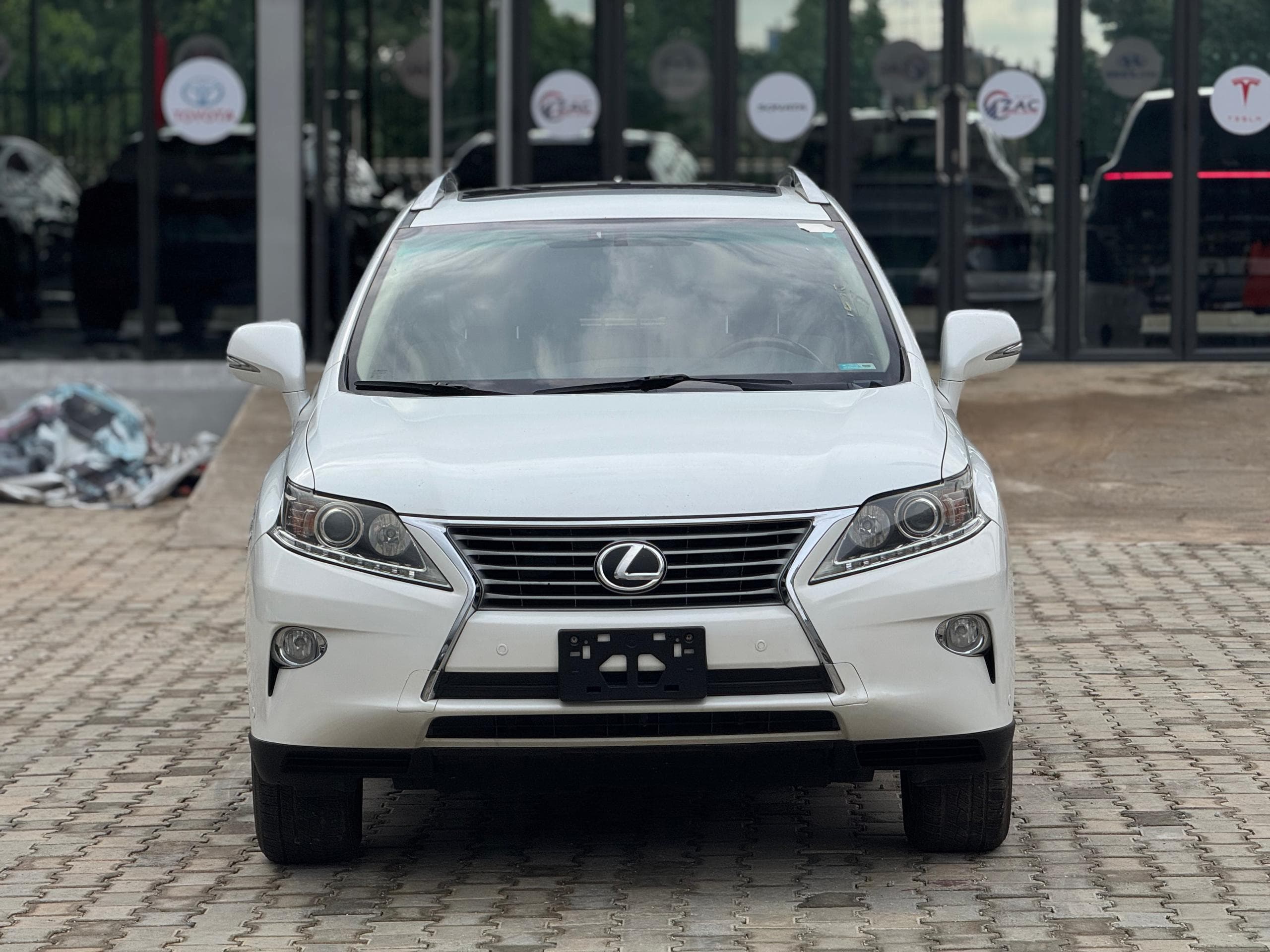 Vehicle Main